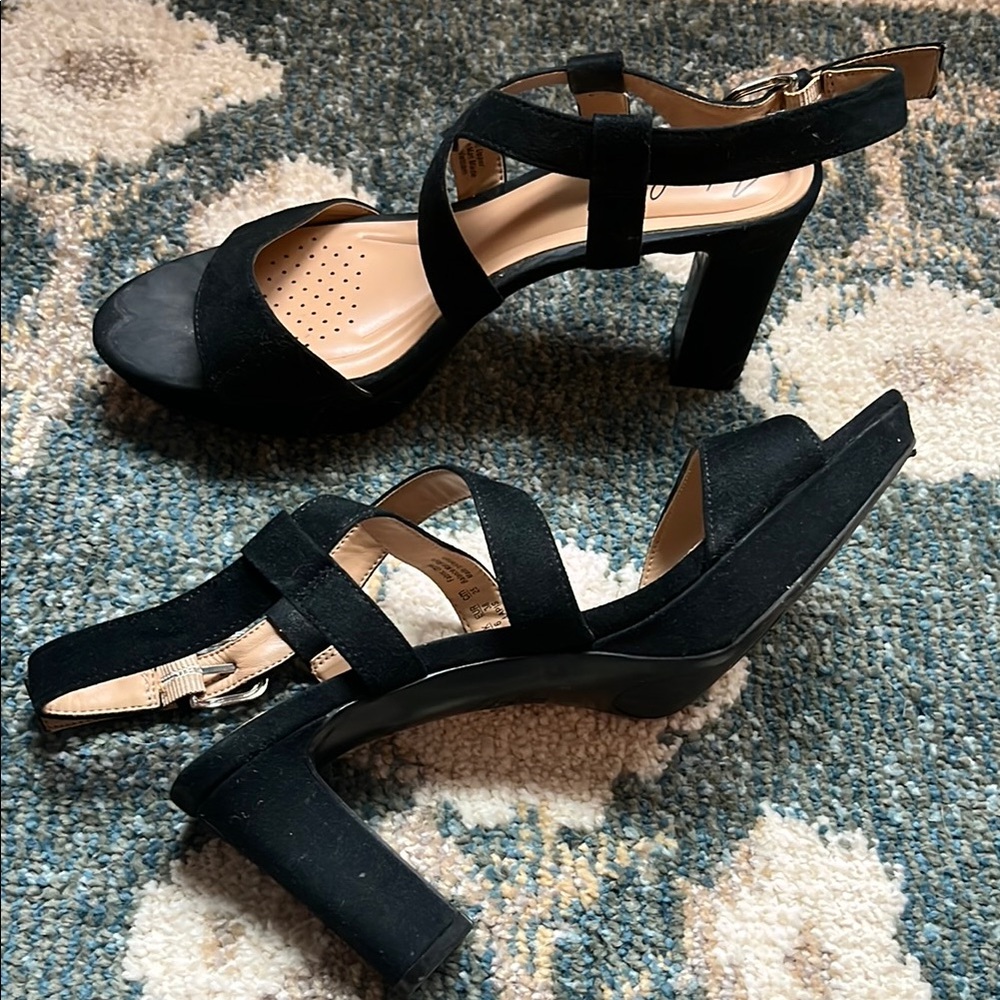 Elegant Black Strappy Heels
